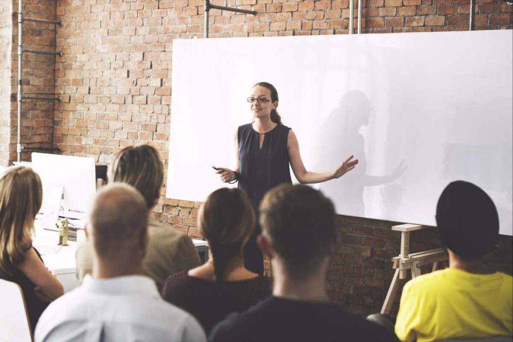 Guia treinamento equipe de técnicas de vendas sex shop